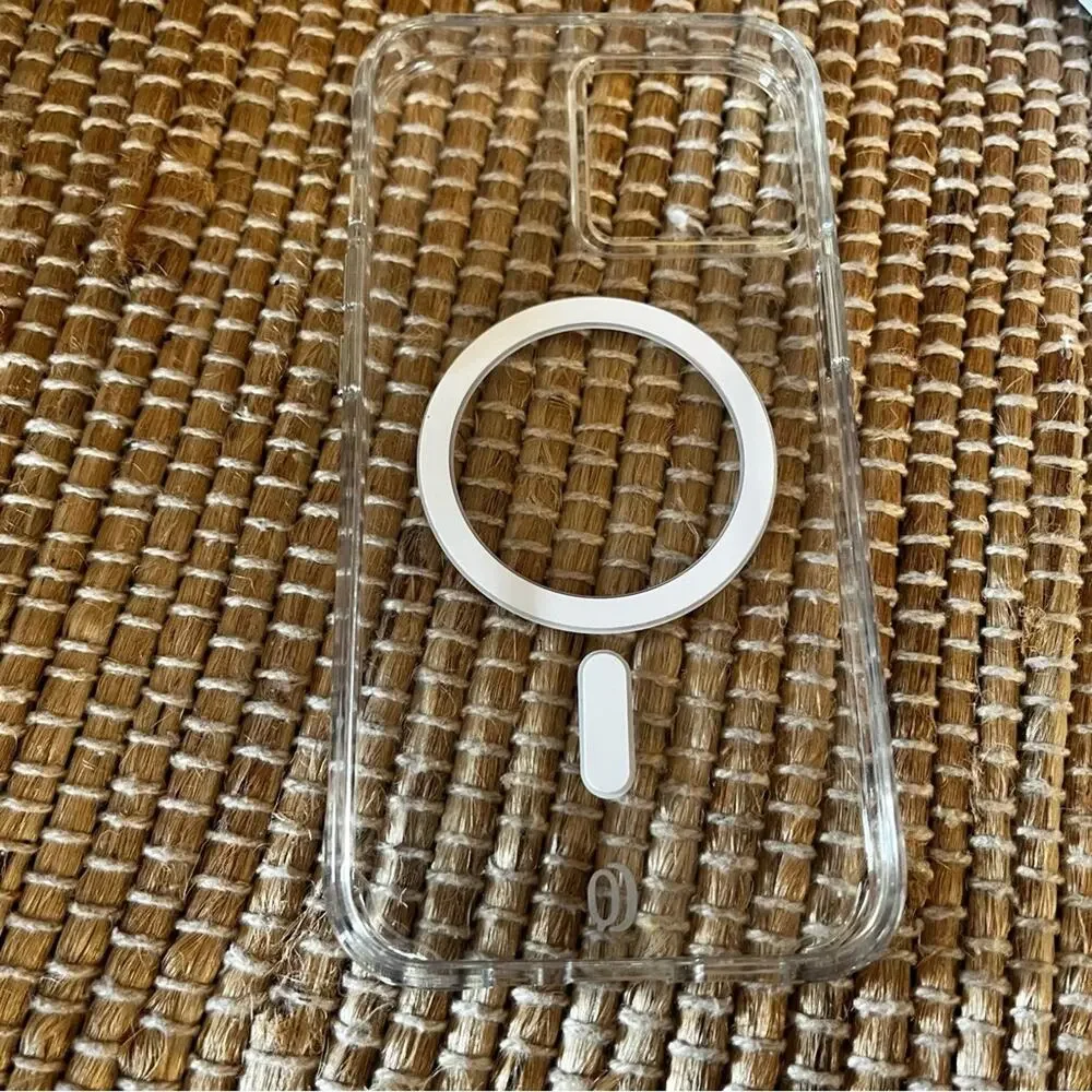 Carson & Quinn‎ Clear Phone Case For IPhone 13/14